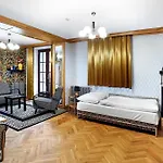 Hotel Authentic 4*