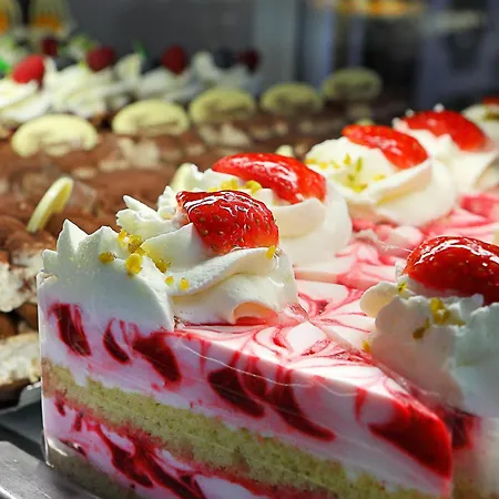 Authentic Ξενοδοχείο 4*