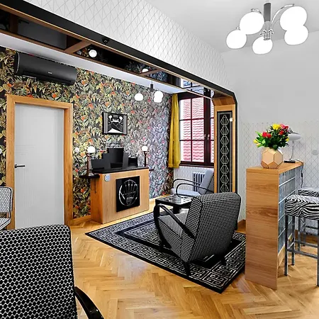 Authentic Hotel