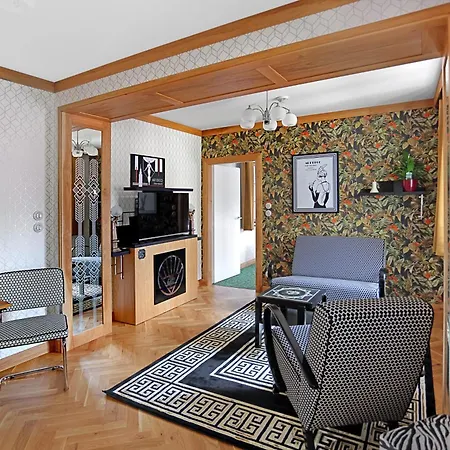 Authentic Ξενοδοχείο