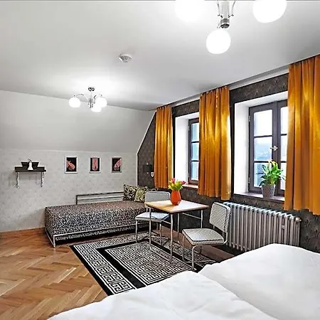 Hotel Authentic 4*